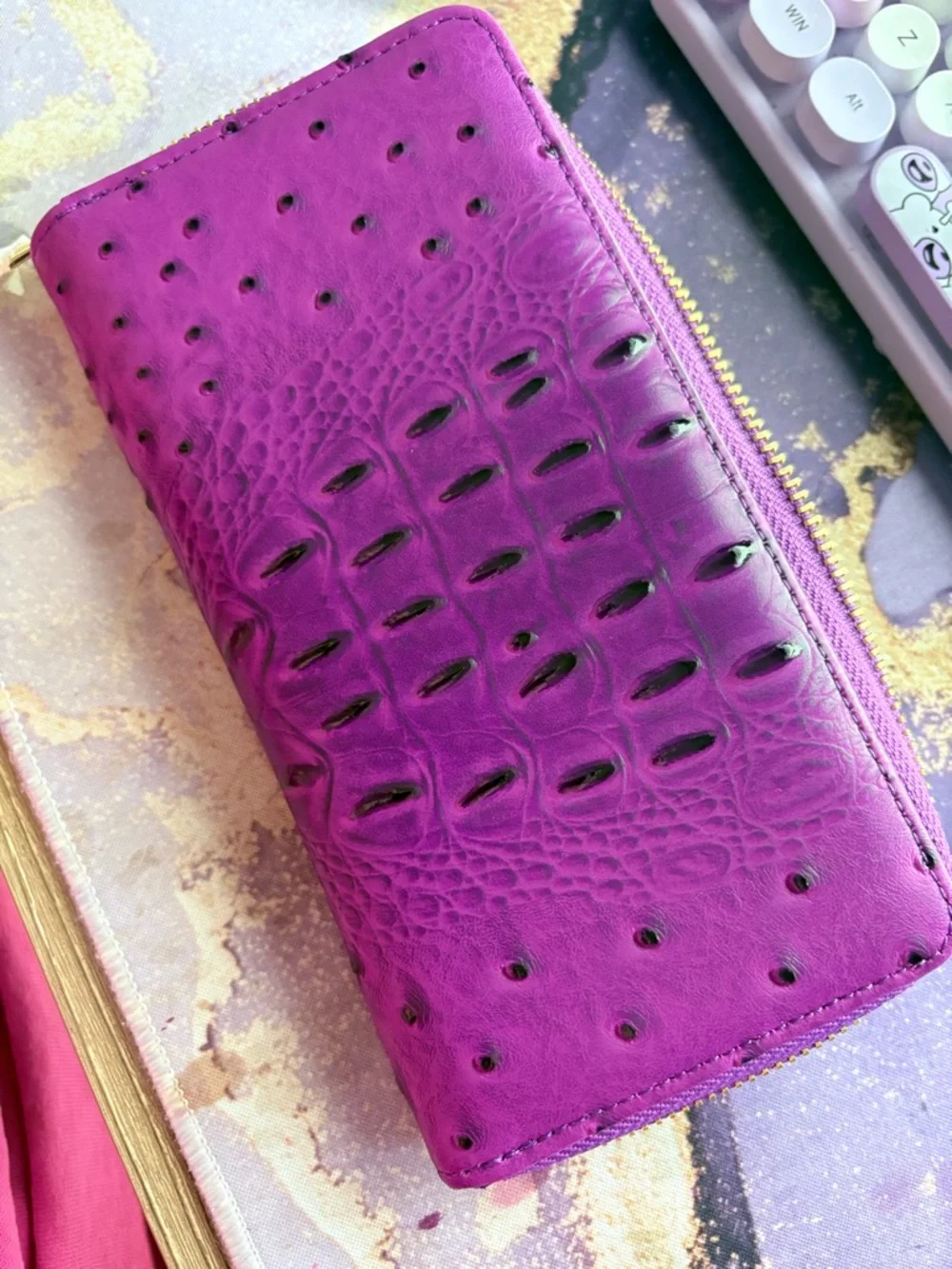 Le Miel Vibrant Purple Textured Zip-Around Wallet with Gold Accent NEW